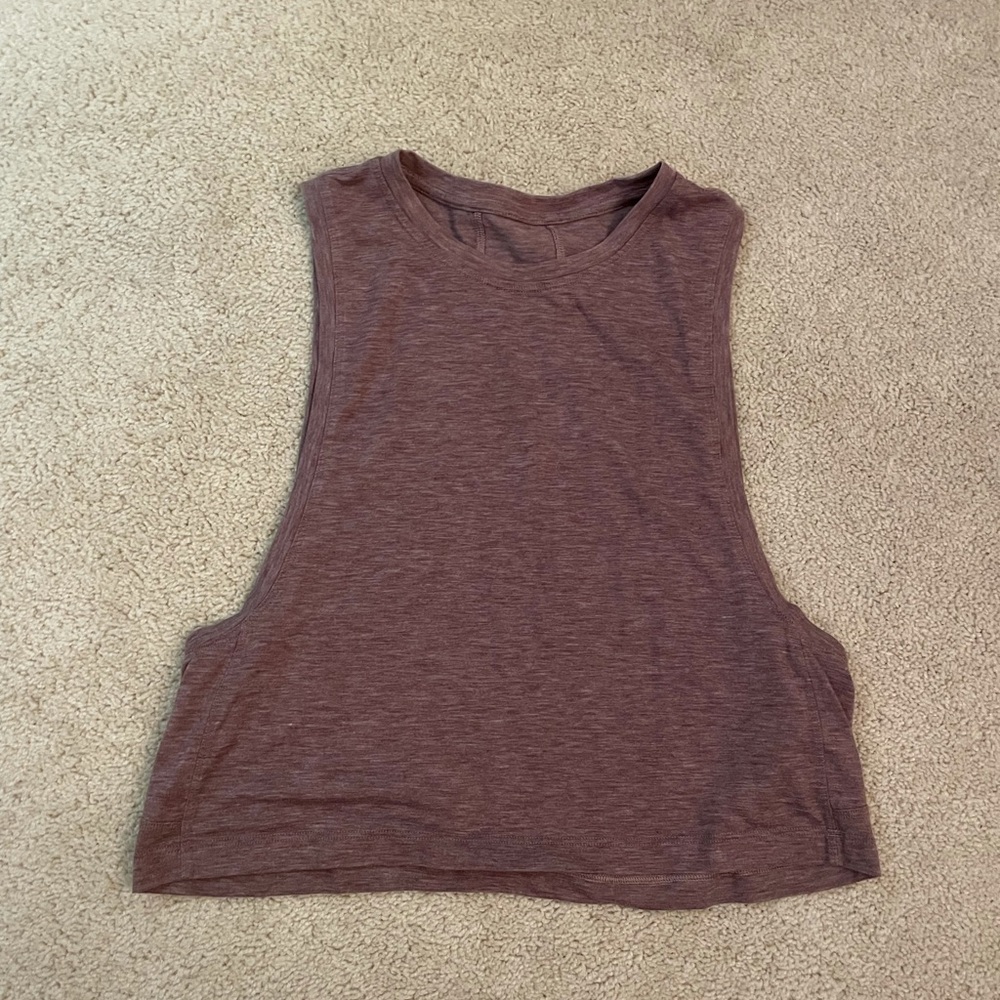 Lululemon crop top